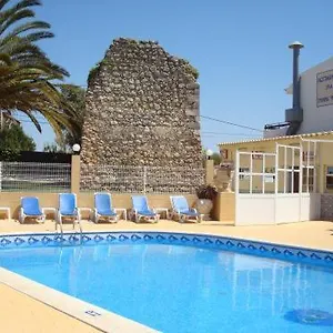 2* Pensión Torre Velha Al