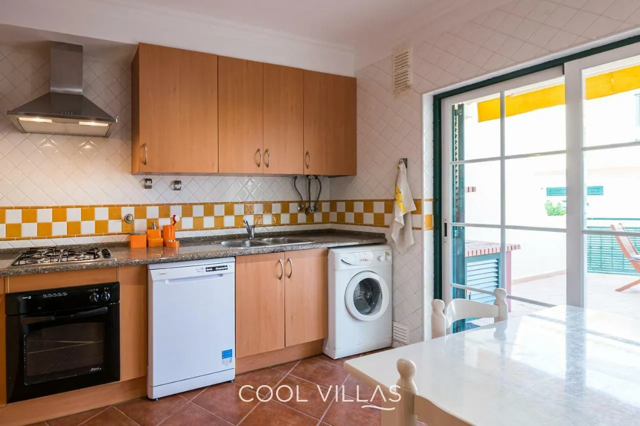Villa Lorenzo - Walking Distance To Beach Albufeira Сasa de vacaciones