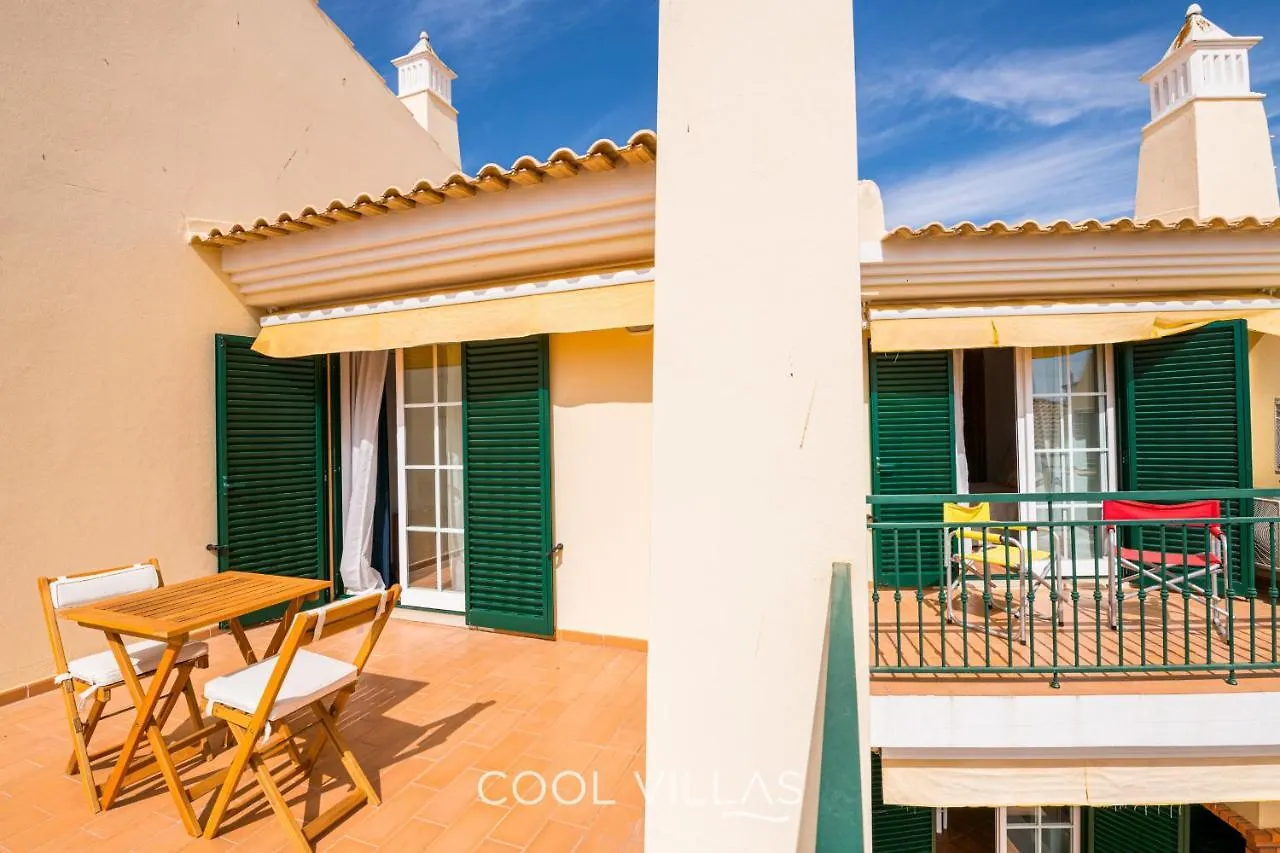 Villa Lorenzo - Walking Distance To Beach Albufeira Сasa de vacaciones
