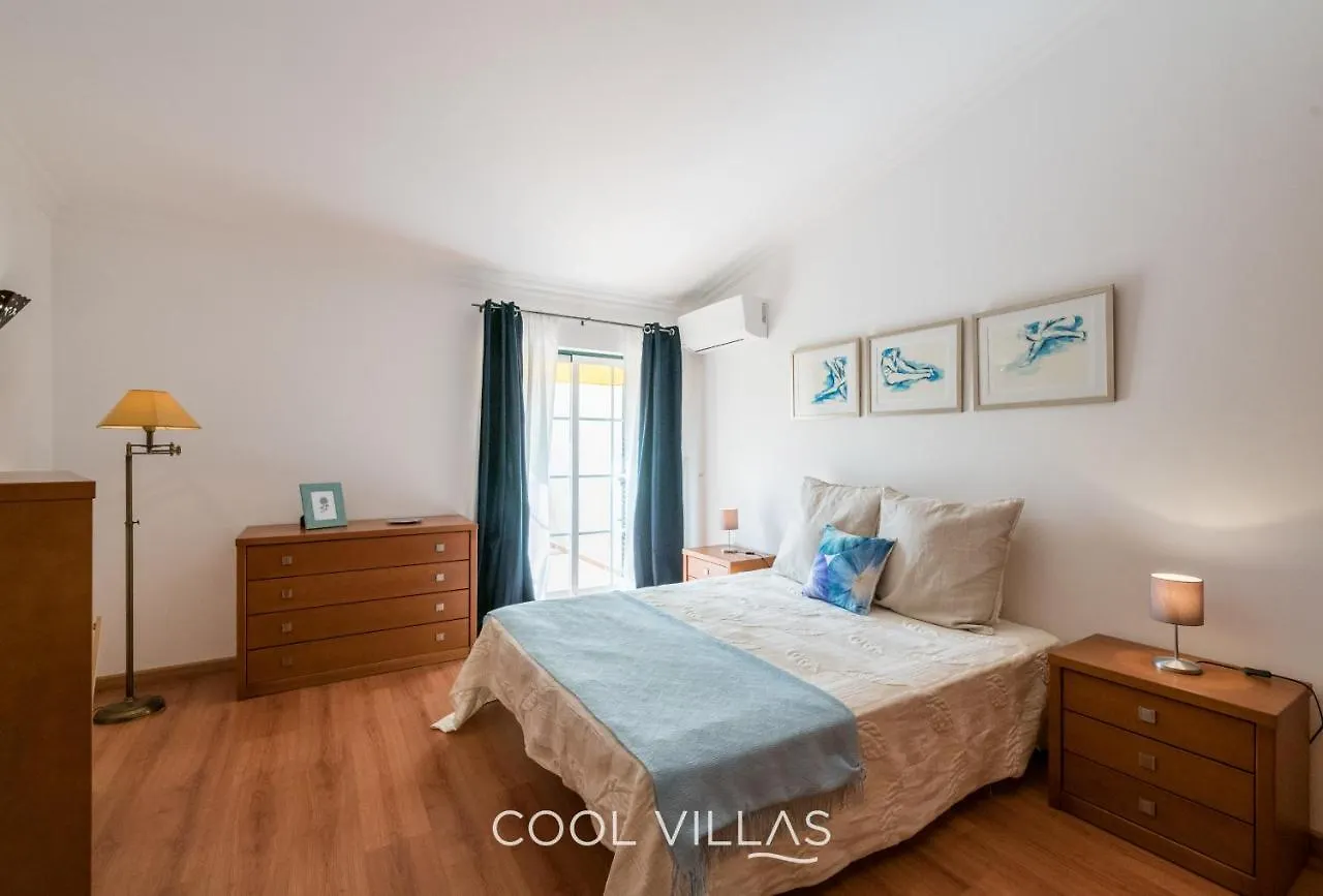 Villa Lorenzo - Walking Distance To Beach Albufeira Сasa de vacaciones